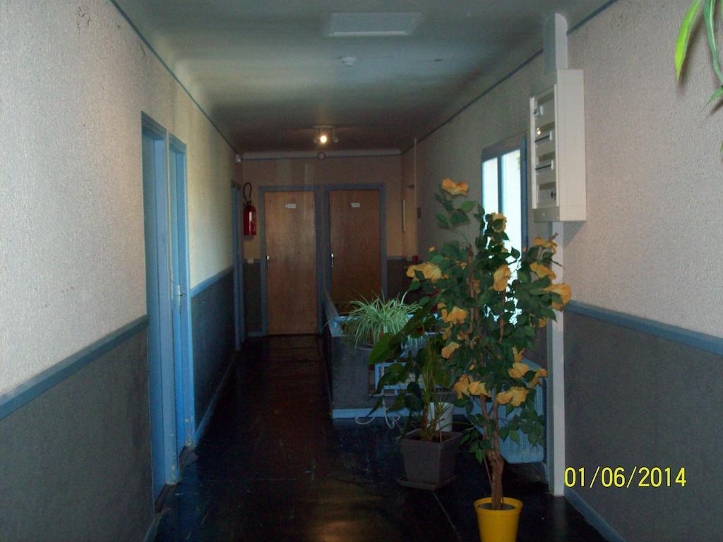Le Relais Des Blaches Hotel Pierrelatte Kültér fotó